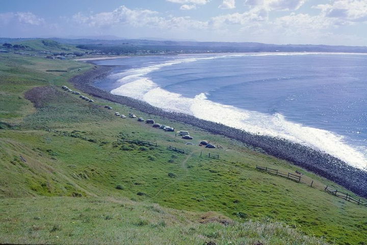 The Lennox National Surfing Reserve, designated on February 16, 2008, is located south of Byron Bay and north of Ballina on the NSW coast. The Lennox Reserve includes several surfing sites, from point breaks to beach breaks, and encompasses approximately 7.5 kilometers of coastal water and an area of 400 hectares. Although this reserve is recognized by the NSW Department of Lands, to date the trust board has not established a management plan to address the threats that may affect wave quality. Photo: Peter Green.